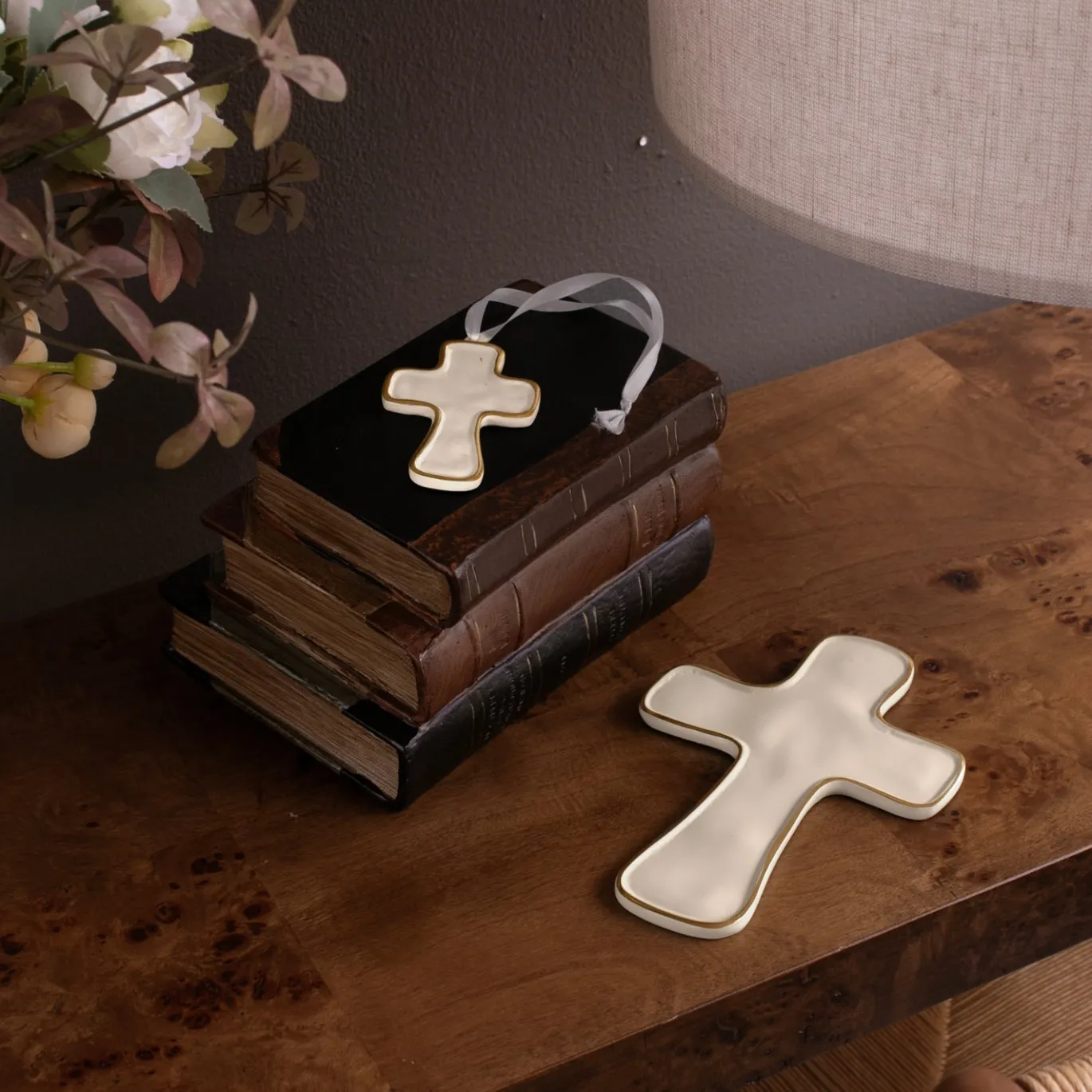 ENCANTO Athens Cross (Cream)
