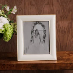 FRAME Encanto Charlotte 8 x 10 Cream