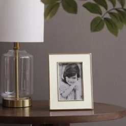 FRAME Encanto Jason 4 x 6 (Cream)