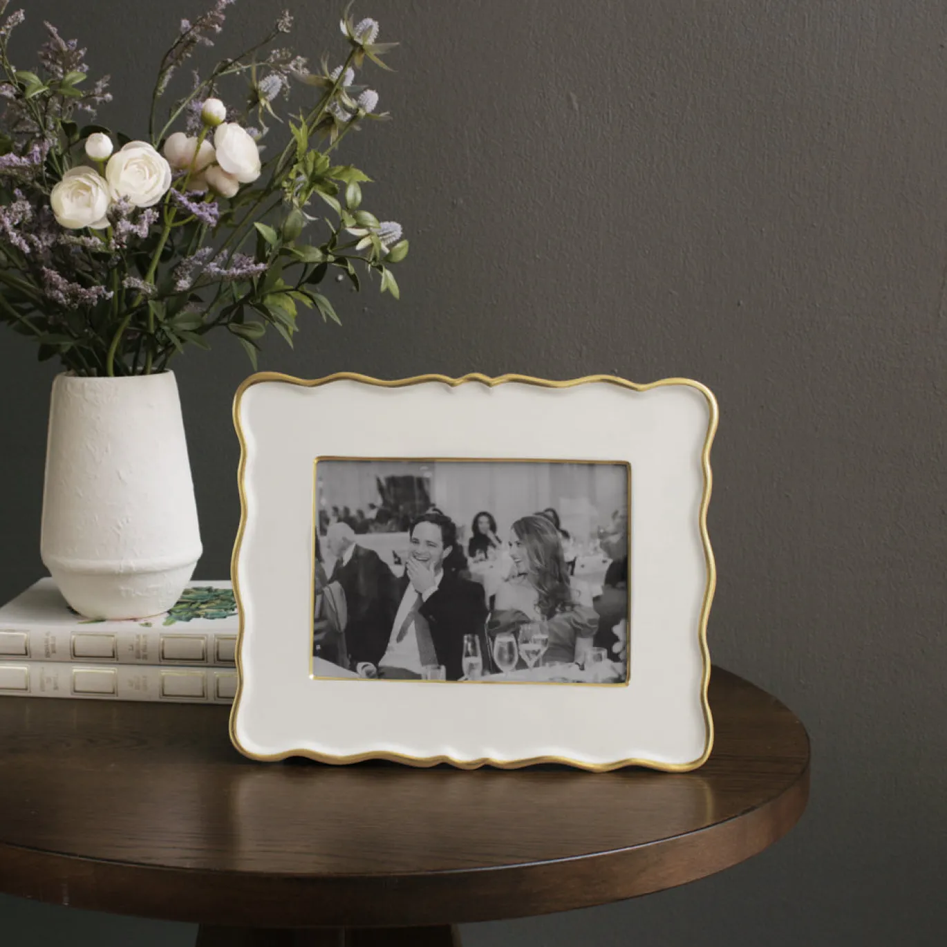 FRAME Encanto Rea 5x7 (Cream)