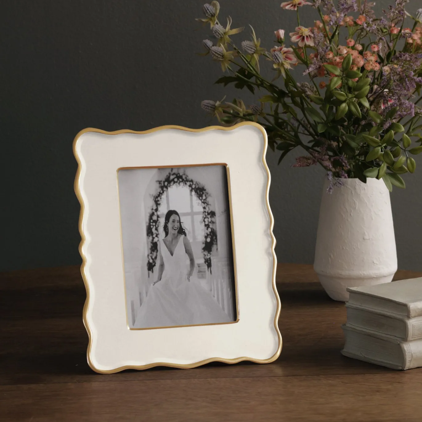 FRAME Encanto Rea 5x7 (Cream)