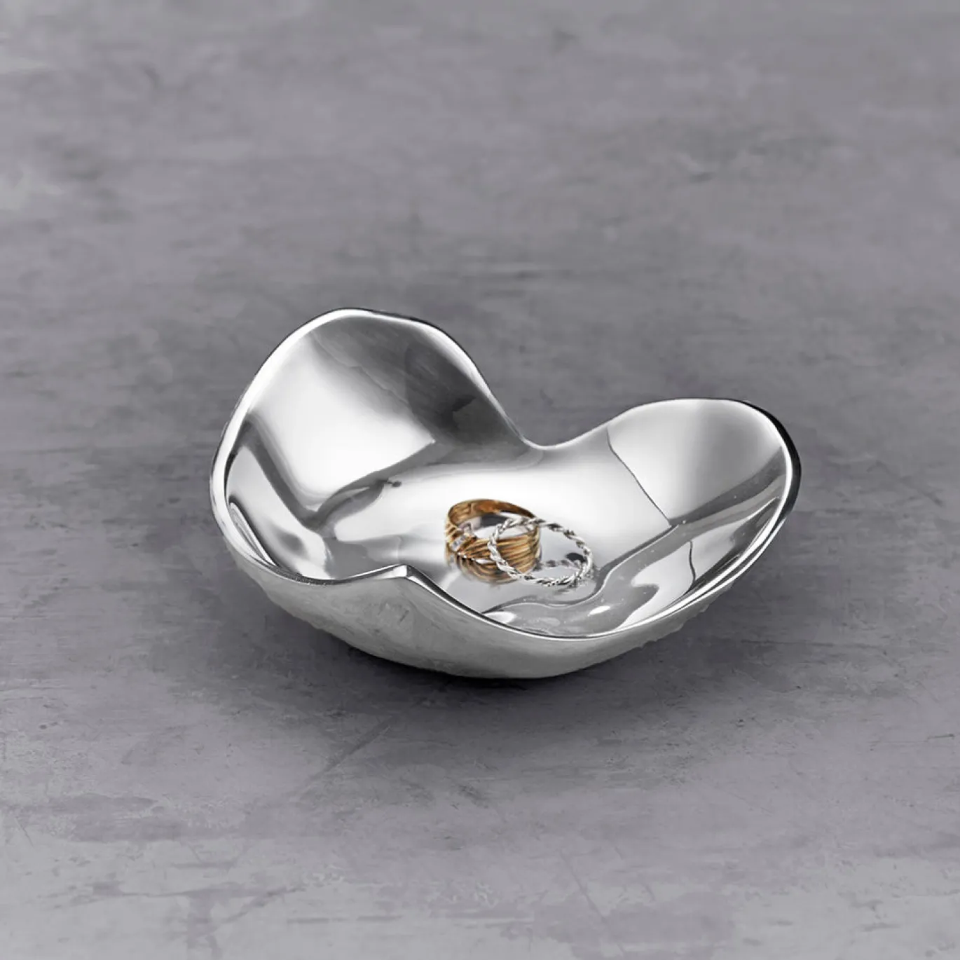 GIFTABLES Soho Heart Bowl