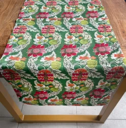 LINENS Laurent Runner Floral