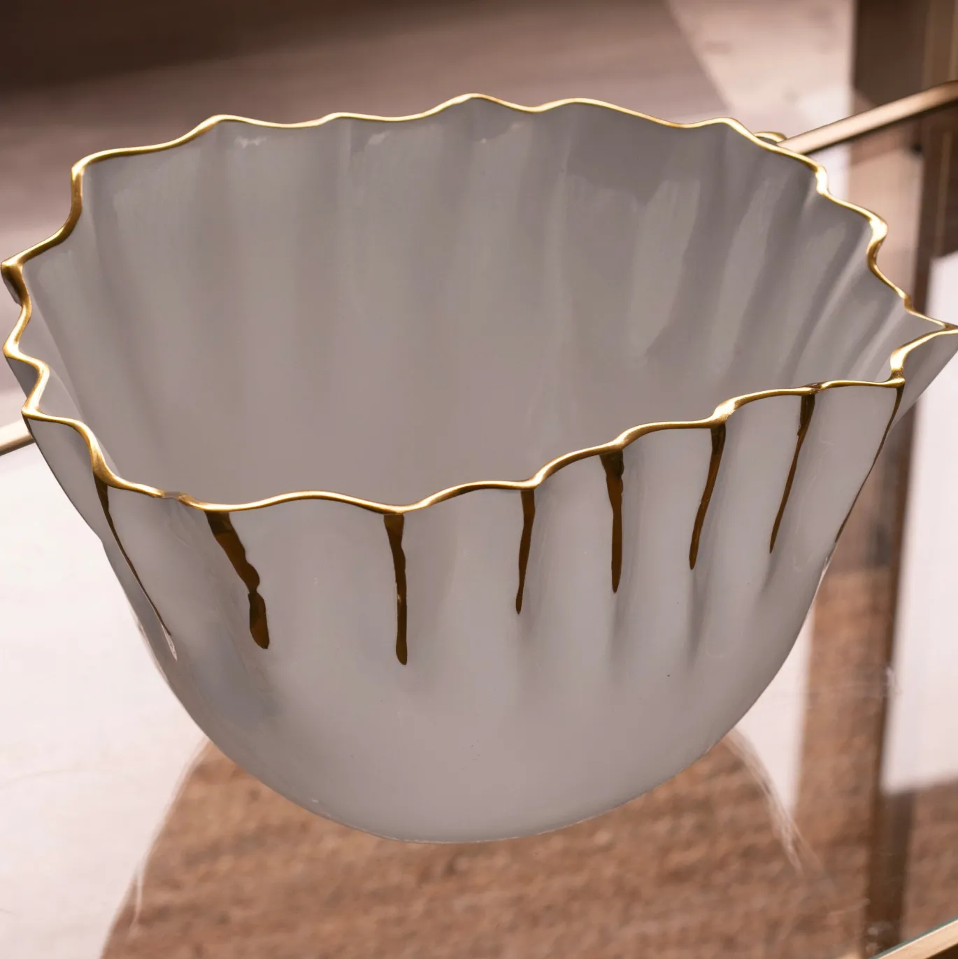 THANNI Mystic Ice Bucket (White and Gold)